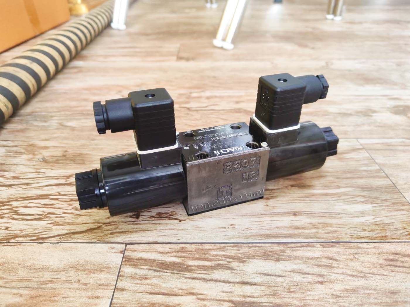 โซลินอยด์วาล์วไฟฟ้า (SOLENOID VALVE) Nachi SA-G01 Series รูปที่ 1