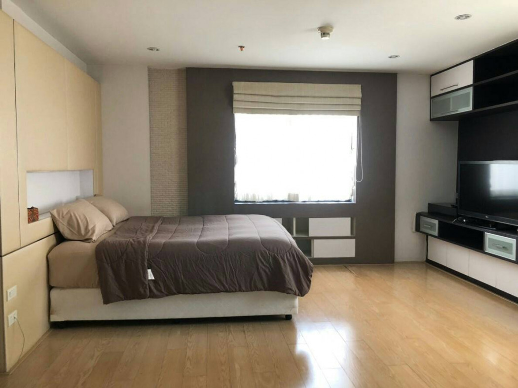 JC3290 ให้เช่า คอนโด 1นอน60000บ Las Colinas 141 ตรม. รูปที่ 1