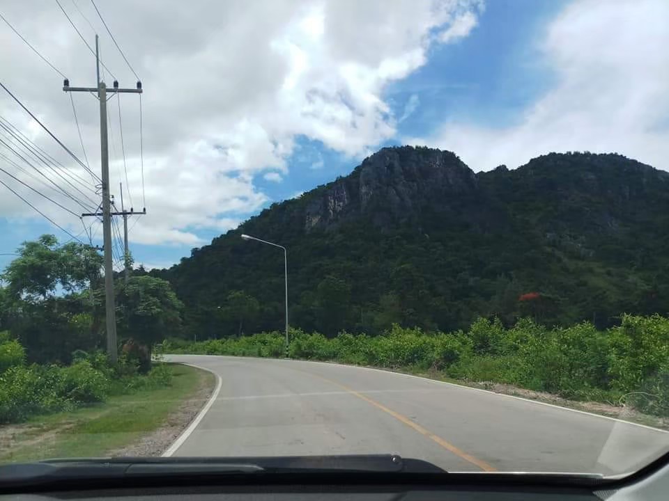 ขายถูกด่วน ที่ดินสร้างบ้านบนเนินสวย ใกล้ชายหาด   2 งาน อำเภอชะอำ  จังหวัดเพชรบุรี   รูปที่ 4