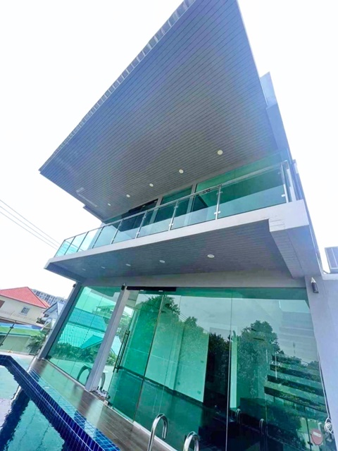 BTS เสนานิคม MRT รัชดา ขายคฤหาสน์ถูก Pool Villa 3 ชั้น เดอะแจส วังหิน บ้านเดี่ยว 52 ตรว. บ้าน  4นอน 6น้ำ ลาดพร้าว วังหิน  รูปที่ 1