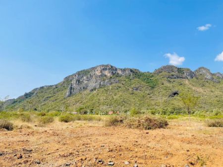 ขาย ที่ดิน โฉนดครุฑแดง วิวเขาล้อมรอบ 360 องศาสามร้อยยอด 200 ตร.วา ประปา ไฟฟ้า ไฟถนน ครบๆ พร้อมอยู่ รูปที่ 5