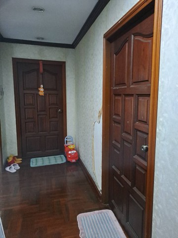 บ้าน หมู่บ้านศรีวรา 0 Rai 1 NGAN 20 sq.wa 4Bedroom 30000000 บาท. ทรัพย์ดี กรุงเทพ รูปที่ 1