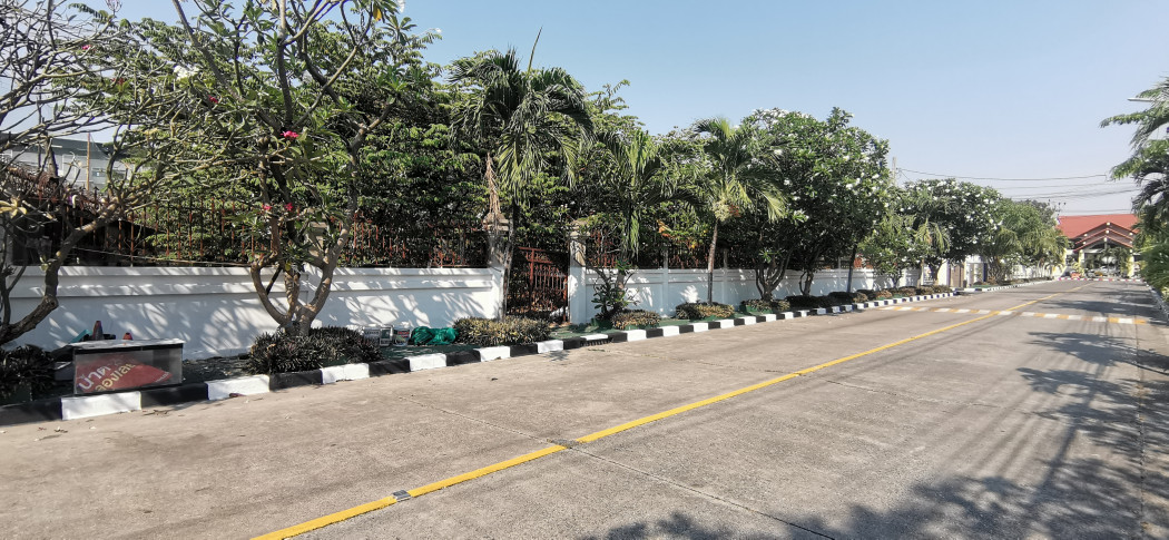 ขายที่ดินพร้อมบ้าน รอยัลปาล์ม วิลล่า ศรีนครินทร์ สมุทรปราการ รูปที่ 8