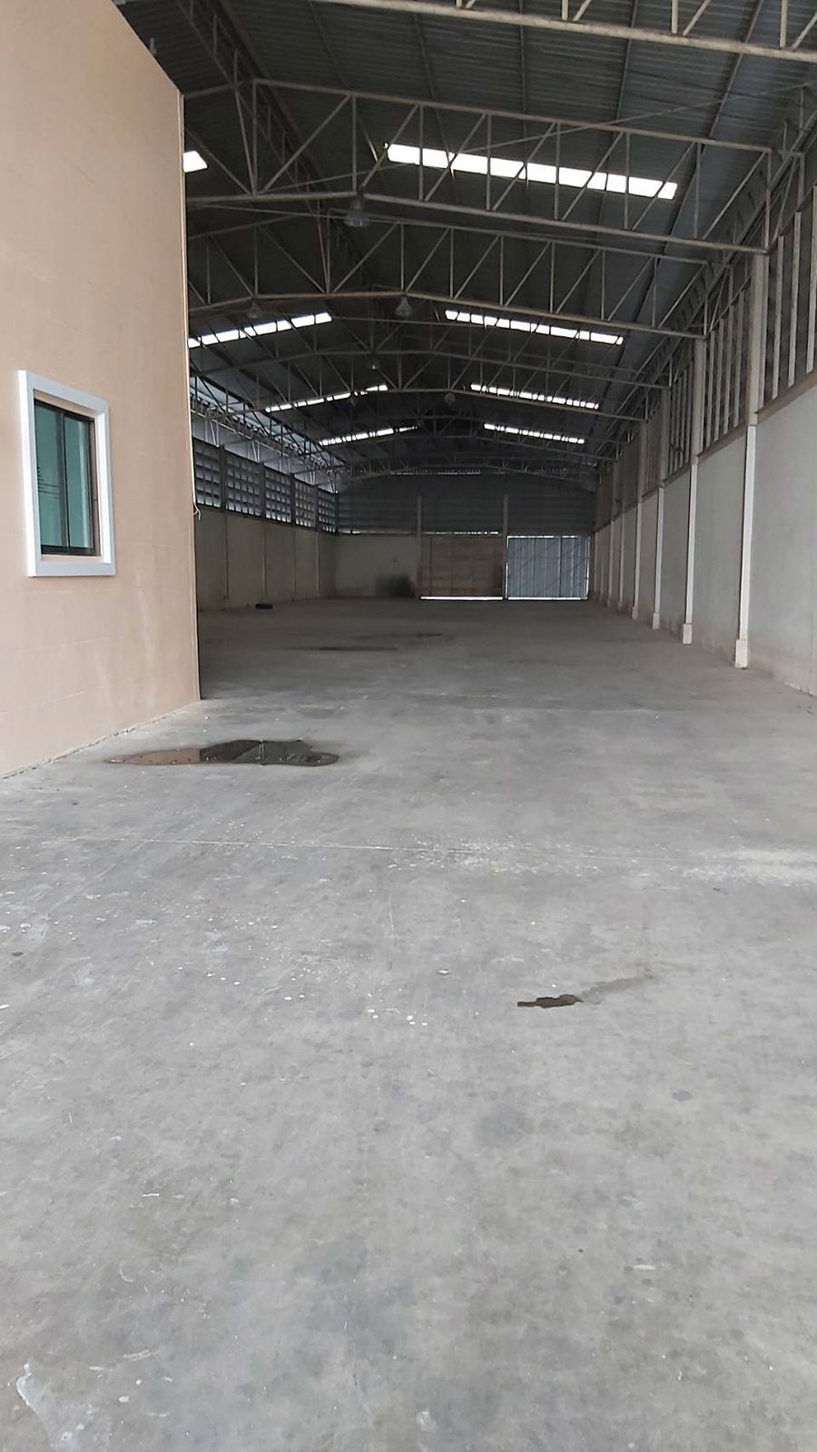 ให้เช่า โกดัง โรงงาน พร้อมออฟฟิศ  2 ชั้น พื้นที่ 1,400 ตรม  สามโคก ปทุมธานี สนใจโทร 081 259 1385 รูปที่ 3
