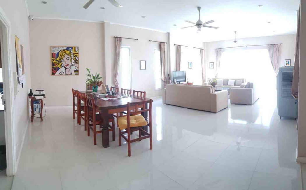 ขาย บ้านเดี่ยว 6 ห้องนอน พร้อมเฟอร์นิเจอร์และสิ่งอำนวยความสะดวก 300 ตรม. 3 งาน 64.8 ตร.วา จ.หนองคาย รูปที่ 3