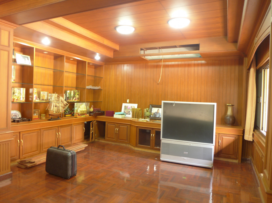 ขาย บ้านเดี่ยว บ้านใหญ่ หรู อาคาร 4 หลัง พร้อมที่ดิน 6346 ตารางวา จ.เพชรบุรี - 948 ตรม. 15 ไร่ 3 งาน 46 ตร.วา รูปที่ 3