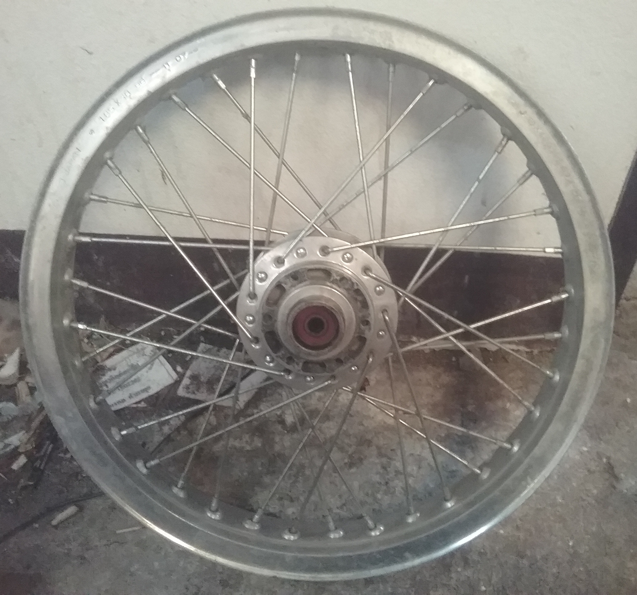 ขายขอบหน้า,หลัง พร้อมดุม D.I.D JAPAN 1.85,2.15×18  honda clubman  รูปที่ 5