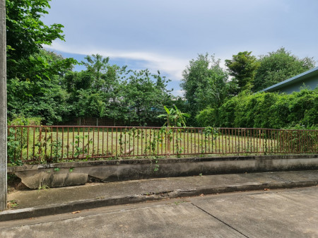 ขายที่ดิน ถมแล้ว หมู่บ้านเลควิวพาร์คซอย26 127 ตร.วา เหมาะสร้างบ้าน รูปที่ 8