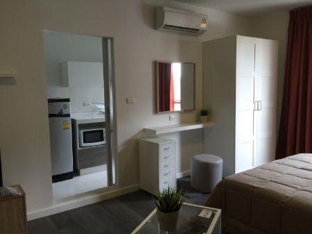 ให้เช่า คอนโด สวย DCONDO CAMPUS RESORT บางนา 30 ตรม. แต่งโดยสถาปนิกมืออาชีพ. รูปที่ 2