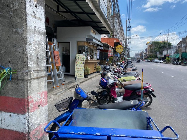 ขายอาคารพาณิชย์ 50 ตรว. ติดกับโรงพยาบาลศิครินทร์ ต.หาดใหญ่ อ.หาดใหญ่ จ.สงขลา   ZST146 รูปที่ 1