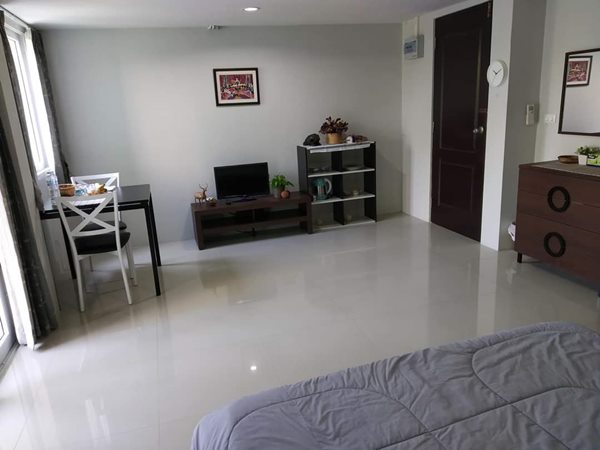 ห้องว่างให้เช่า อพาร์ทเม้นท์บ้านอุดมพร อยู่ในซอยศรีนครินทร์ 9 ( เทพทวี 1 ) สะดวกสบายในการเข้าออก โทร 062-226-3653 รูปที่ 7