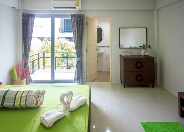 ห้องว่างให้เช่า อพาร์ทเม้นท์บ้านอุดมพร อยู่ในซอยศรีนครินทร์ 9 ( เทพทวี 1 ) สะดวกสบายในการเข้าออก โทร 062-226-3653 รูปที่ 3