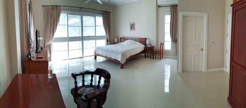 ขาย บ้านเดี่ยว 6 ห้องนอน พร้อมเฟอร์นิเจอร์และสิ่งอำนวยความสะดวก 300 ตรม. 3 งาน 64.8 ตร.วา จ.หนองคาย รูปที่ 11