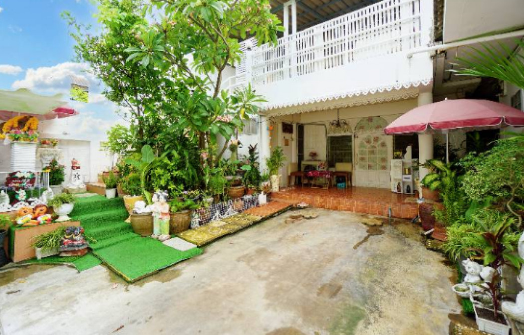 ขาย บ้านเดี่ยว ซอย กรุงเทพ-นนทบุรี 56 200 ตรม. 46 ตร.วา 5นอน 4น้ำ MRT วงศ์สว่าง ตกแต่งสวยสไตล์วินเทจ มีพื้นที่ดาดฟ้าวิวสวยมาก ราคาพิเศษสุด รูปที่ 2