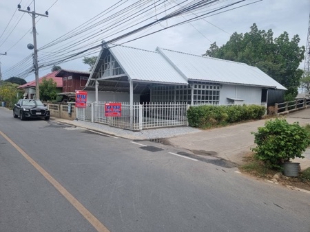 ขาย ทาวน์โฮม บ้านสวย ติดหาด ทำเลดี ค้าขายได้ ราคาดีพร้อมเข้าอยู่บ้านหาดเจ้าสำราญ 84 ตรม. 21 ตร.วา รูปที่ 3