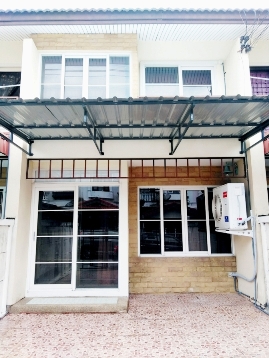 Sinsook 2 Floor Townhouse for Rent:  locating across Central Cheangwattana (Soi Cheangwattana  17 ,Lumpini Condo) รูปที่ 1