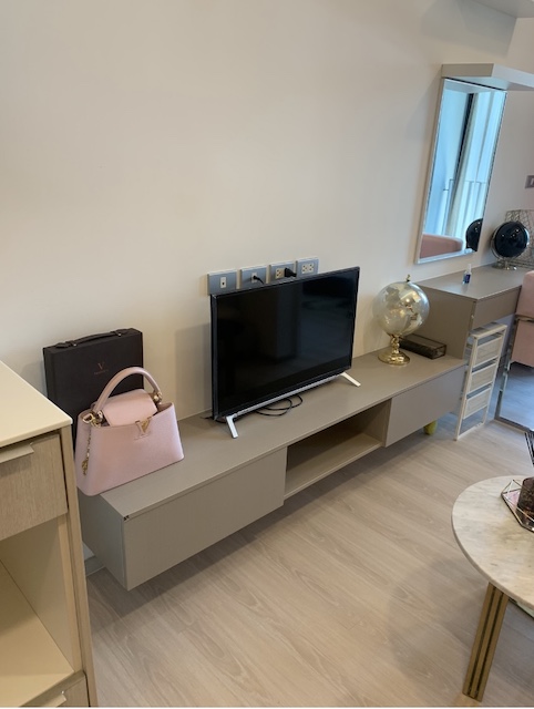 Vtara Sukhumvit 36 nice clean private level 5 BTS Thonglor รูปที่ 1