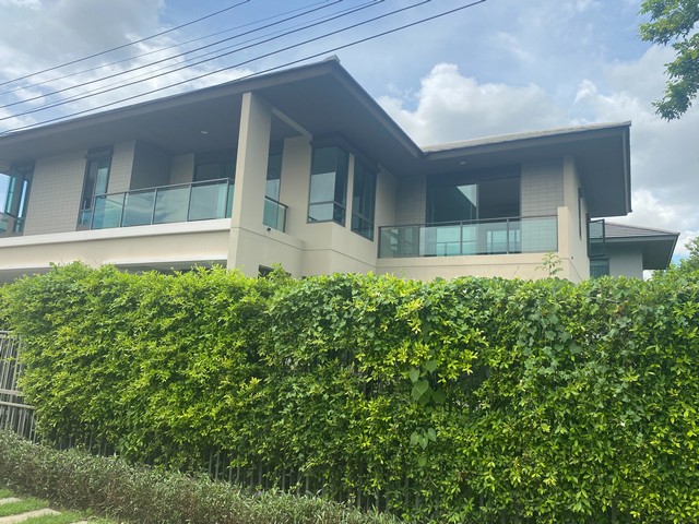 บ้าน เศรษฐสิริ ปิ่นเกล้ากาญจนา 18500000 บ. 4 BEDROOM พ.ท. 13 ตรว. 1 Ngan 0 RAI ใกล้กับ สมาคมปักษ์ใต้ ทำเลดี กรุงเทพ รูปที่ 1