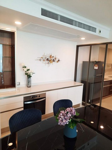 Beautifully decorated 2 bedroom condo for rent at Supalai Oriental Sukhumvit 39, near MRT and BTS รูปที่ 1