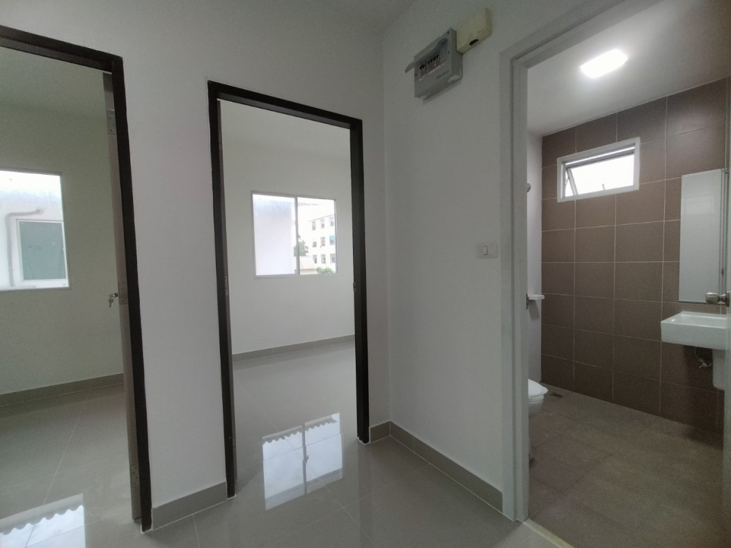 ขาย ทาวน์โฮม บ้านหลังริม อากาศโปร่ง พฤกษา93 พหลโยธิน-นวนคร 90 ตรม. 26 ตร.วา บ้านใหม่ รูปที่ 2