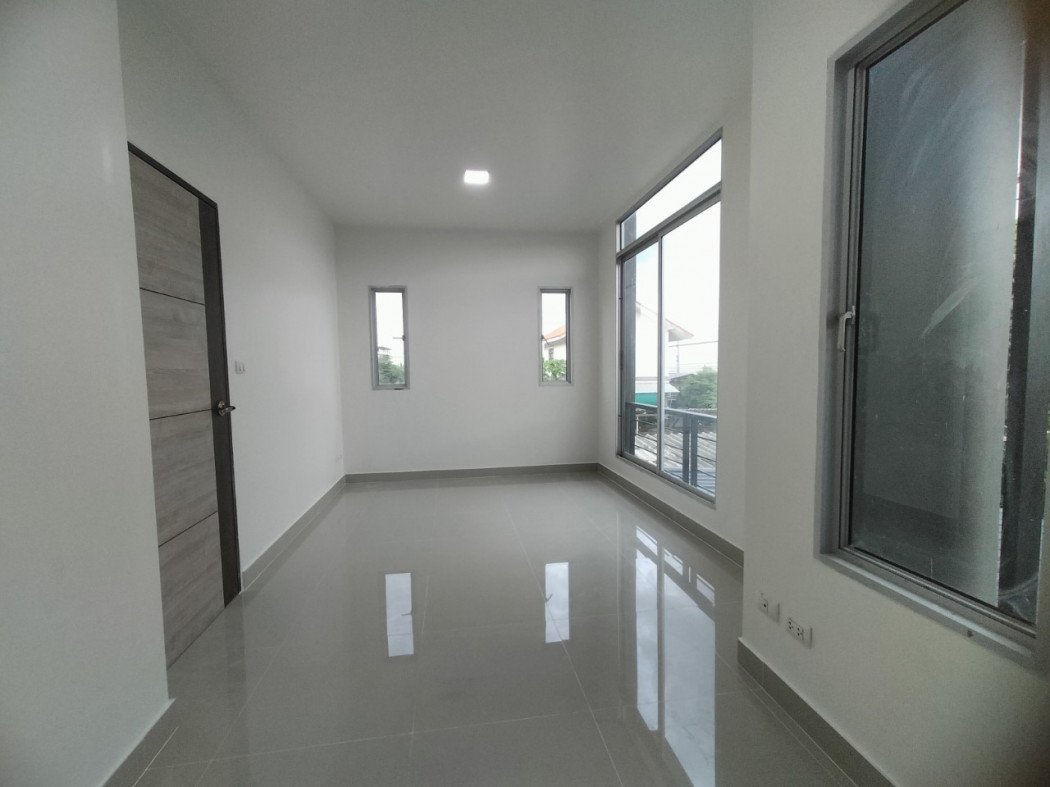 ขาย ทาวน์โฮม บ้านหลังริม อากาศโปร่ง พฤกษา93 พหลโยธิน-นวนคร 90 ตรม. 26 ตร.วา บ้านใหม่ รูปที่ 3