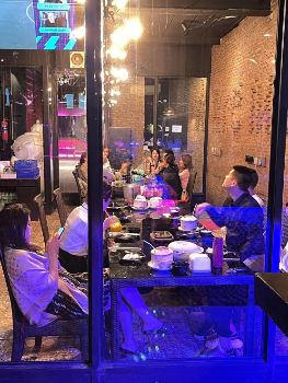 ขาย อาคารพาณิชย์ ดำเนินกิจการต่อได้เลย de moon bangkok รัชดาซอย4 800 ตรม. 200 ตร.วา จอดรถได้เยอะ รูปที่ 2