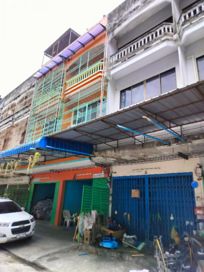 ขาย อาคารพาณิชย์ ซอยขวัญทิพย์ ติดเพชรเกษม 69 ขนาด 180 ตรม. 18.7 ตร.วา เหมาะสำหรับผู้ต้องการหาห้องแถวทำบ้านพักอาศัย หรือลงทุนกิจการ รูปที่ 2