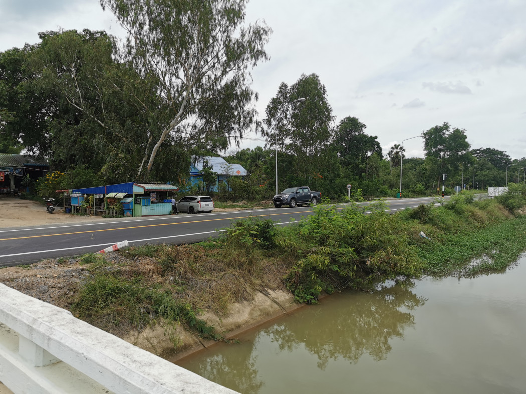 ขาย ที่ดิน - 1 ไร่ 2 งาน แปลงสวยติดแม่น้ำและถนนทางหลวง จ.สุพรรณบุรี รูปที่ 5