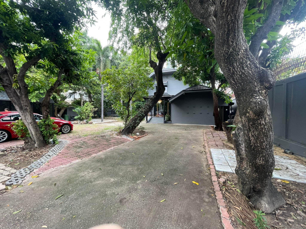 ทำเลทอง ให้เช่าบ้านพร้อมสระน้ำ ริมถนนเมน สุขุมวิท 31 เหมาะทำธุรกิจ ร้านอาหาร สปา รูปที่ 2