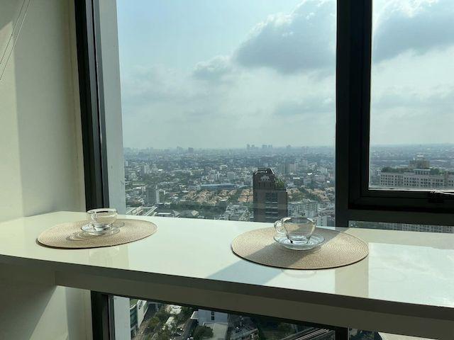 Rhythm Sukhumvit 42 clean safe convenient 34th floor BTS Ekkamai รูปที่ 1