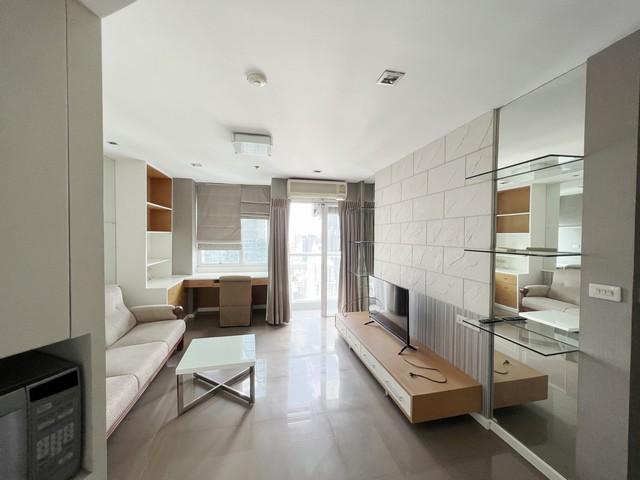 ขายคอนโด Silom Suit Condominium ห้องสวย วิวดี ใกล้ BTS ช่องนนทรี 380m เดิน 5 นาที รูปที่ 1