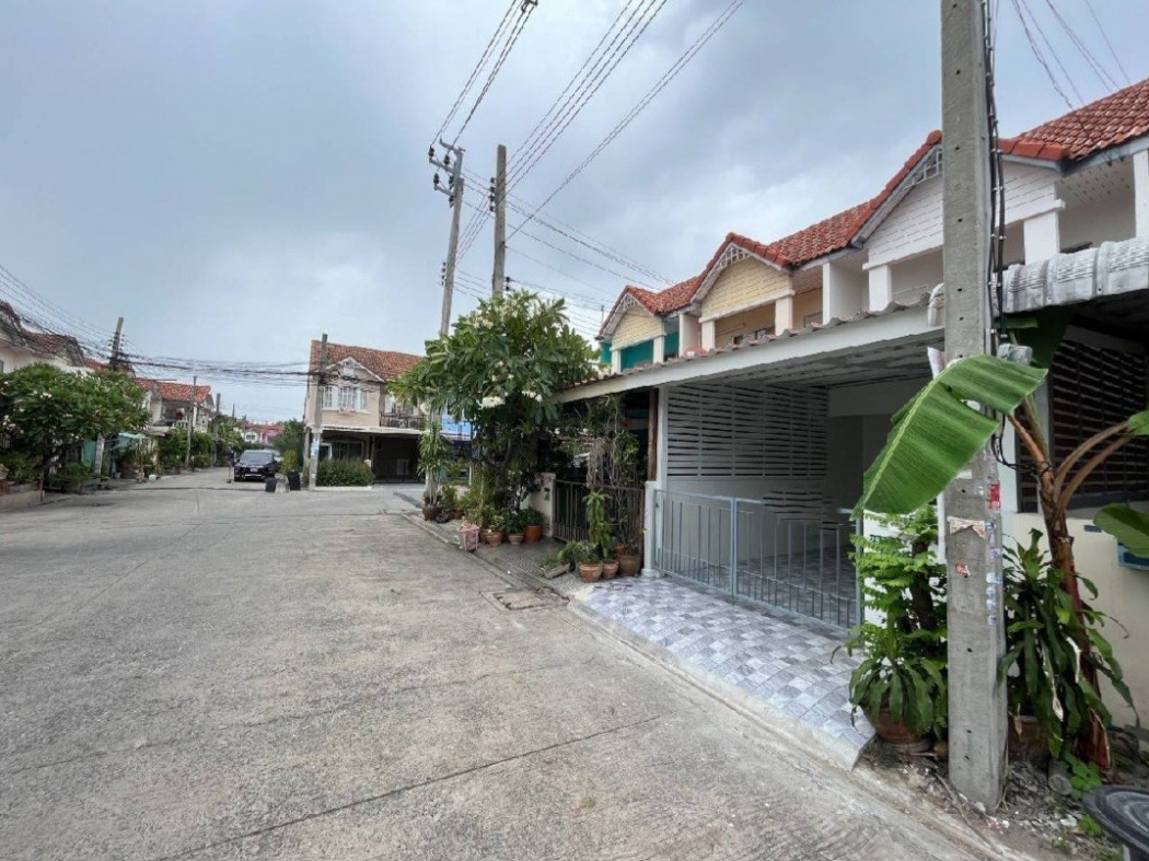 ขาย ทาวน์โฮม รีโนเวทใหม่ทั้งหลังพร้อมอยู่ ภูมิใจนิเวศน์3 โครงการ2, สมุทรปราการ 80 ตรม. 16 ตร.วา รูปที่ 3