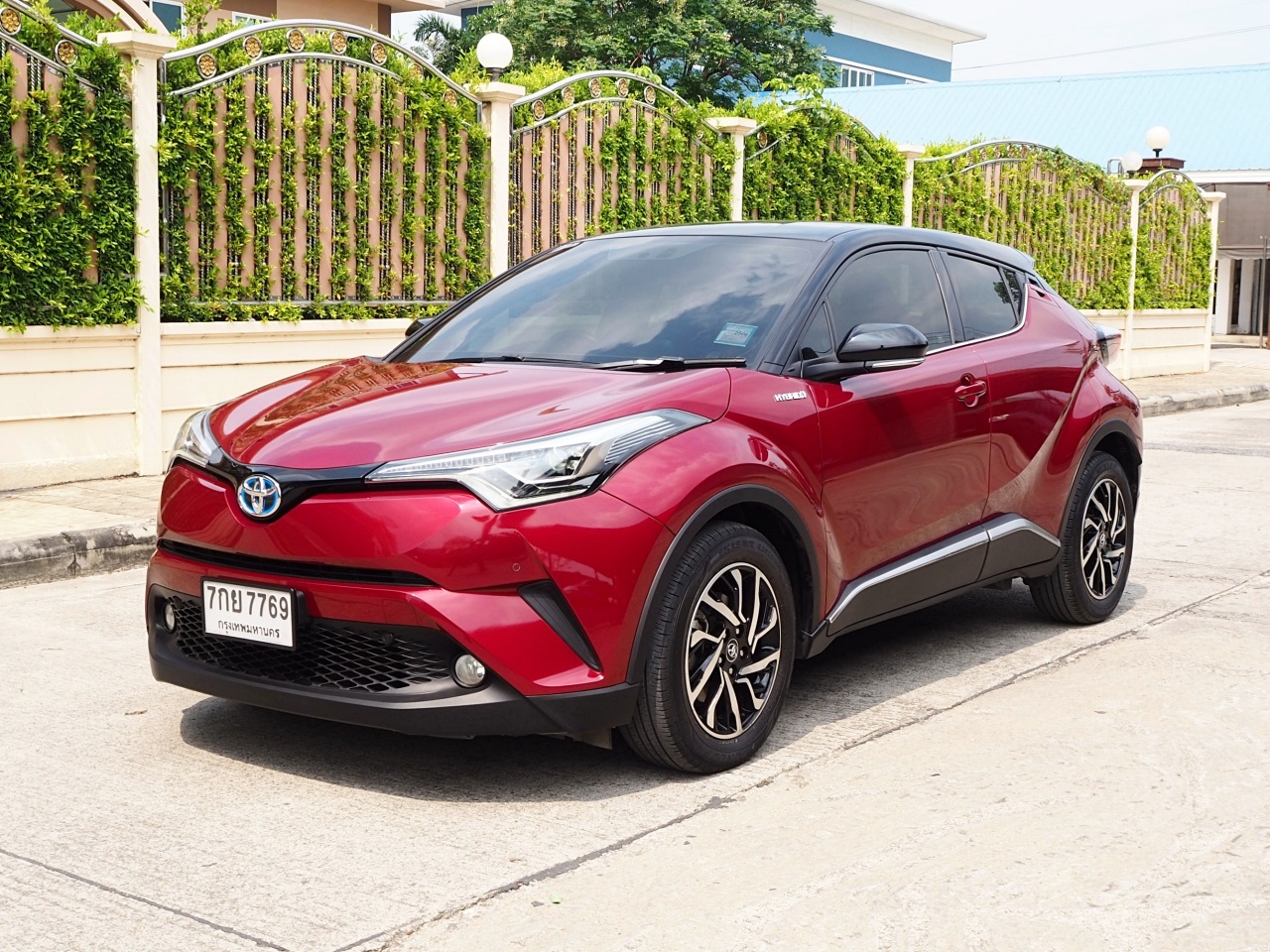 TOYOTA C-HR 1.8 HYBRID MID ปี 2018 สภาพนางฟ้า รูปที่ 1