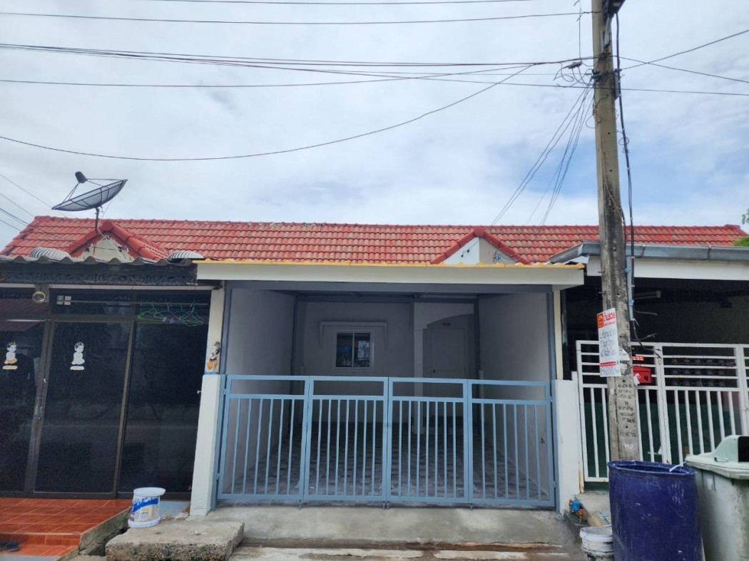ขาย ทาวน์โฮม รีโนเวทใหม่ทั้งหลังพร้อมอยู่ บ้านทับทอง 60 ตรม. 17 ตร.วา รูปที่ 2