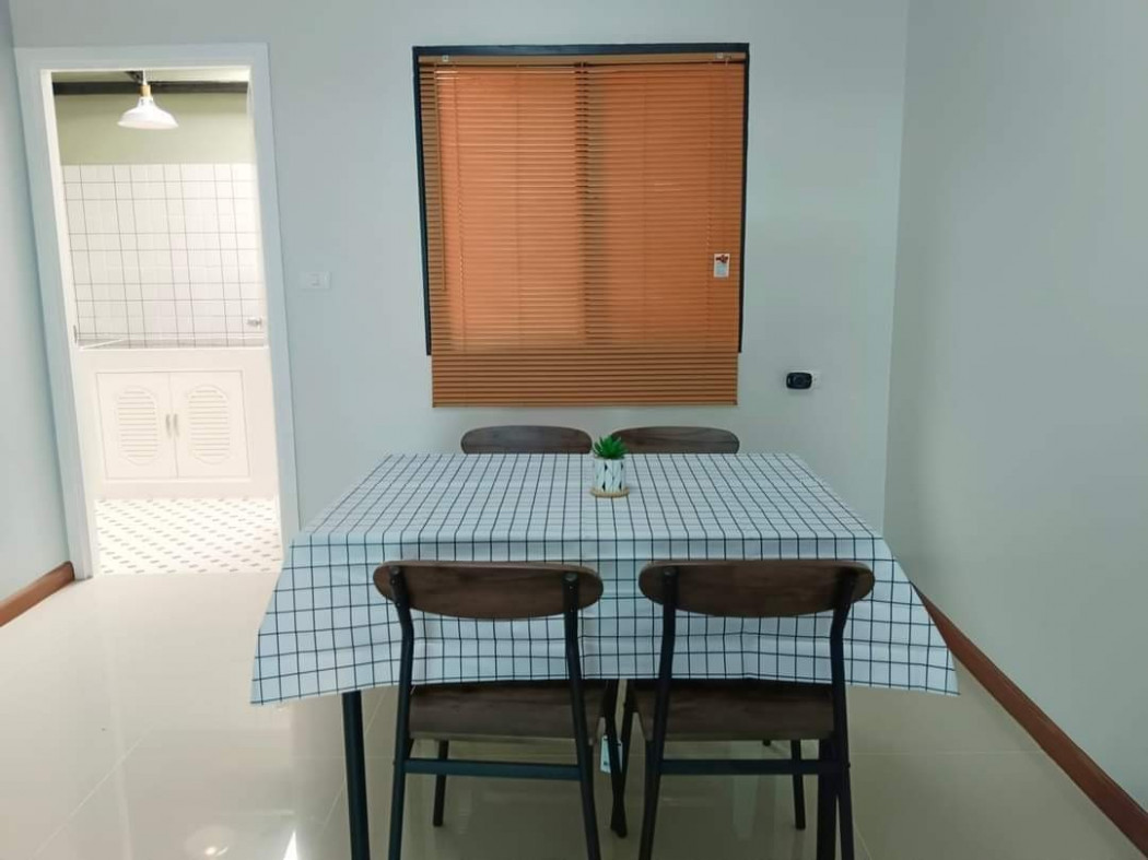 ขาย ทาวน์โฮม รีโนเวทใหม่ทั้งหลังพร้อมอยู่ หมู่บ้านเจทาวน์ แพรกษา 96 ตรม. 18.5 ตร.วา รูปที่ 5