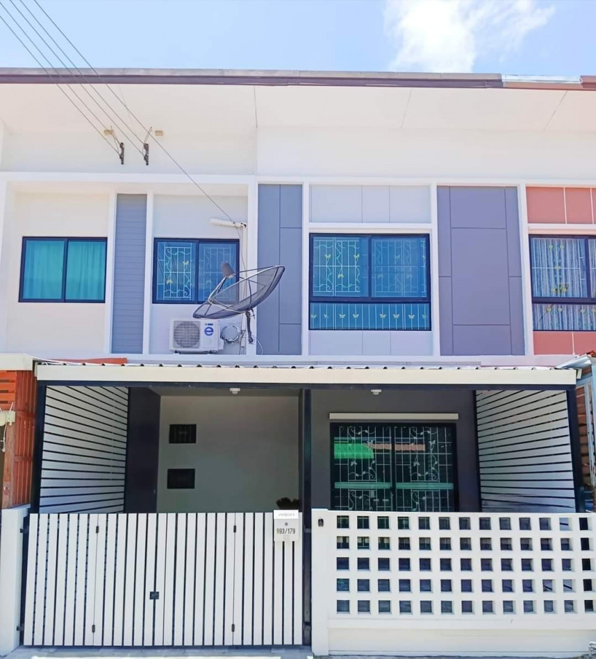 ขาย ทาวน์โฮม รีโนเวทใหม่ทั้งหลังพร้อมอยู่ หมู่บ้านเจทาวน์ แพรกษา 96 ตรม. 18.5 ตร.วา รูปที่ 2
