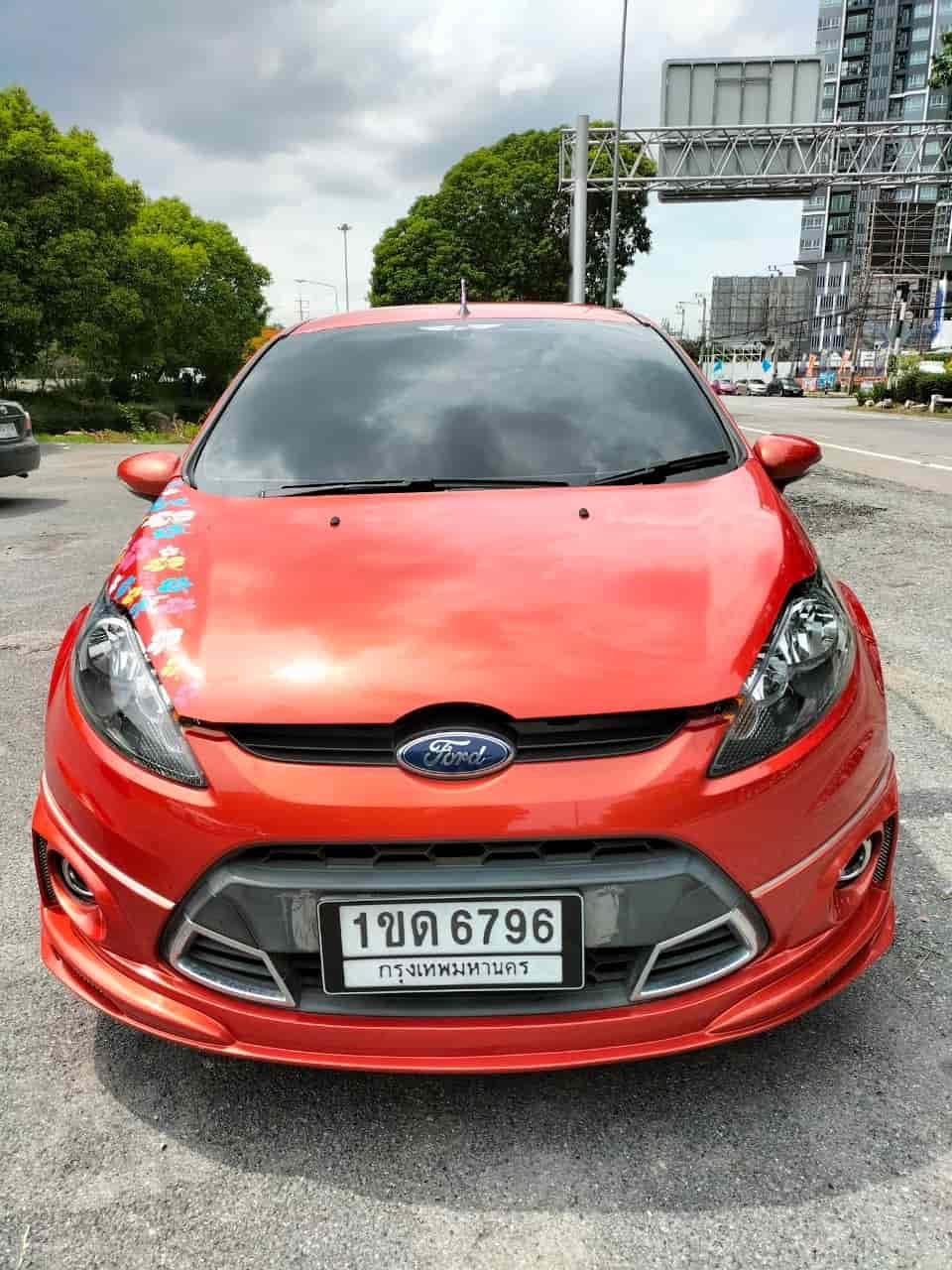 Ford Fiesta  เครื่องยนต์เบนซิน 1,500cc  รูปที่ 1