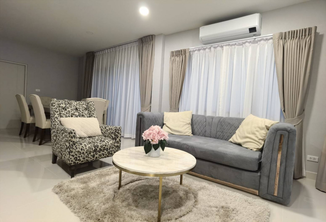 Brand new house for rent Centro Bangna 4 bedroom near Mega only 1 km รูปที่ 2