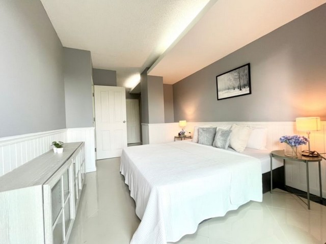 The Waterford Sukhumvit 50 Pet Friendly economical peaceful 3rd floor BTS On Nut รูปที่ 1