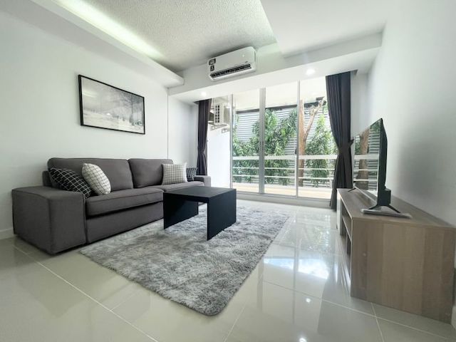 The Waterford Sukhumvit 50 spacious clean livable BTS On Nut รูปที่ 1