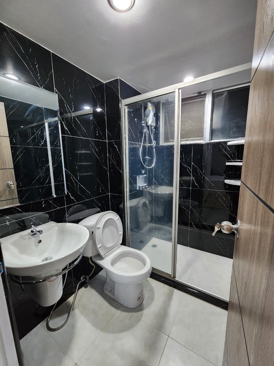 ให้เช่าห้องคอนโดSupalai City Home Ratchada 10 ชั้น 5 อาคาร V3 ขนาด 30 ตรม. 1 ห้องนอน 1 ห้องน้ำ ราคาเช่า 9,000 /เดือน  โทร 0958195559 รูปที่ 1