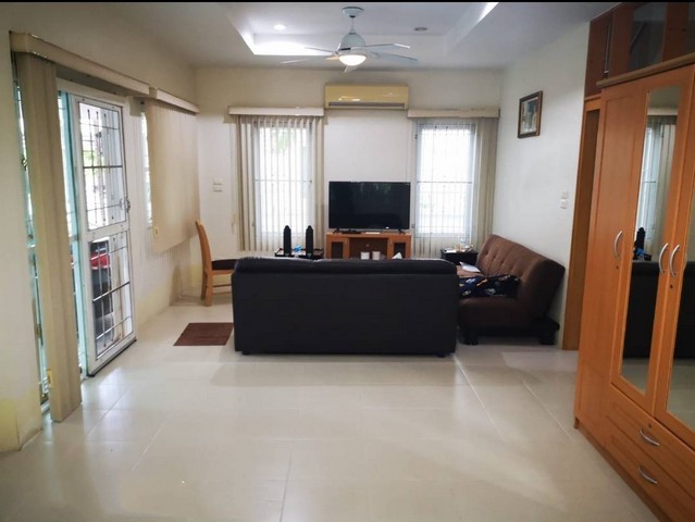 RENT บ้าน จิราทิพย์ พื้นที่ 50 ตาราง-วา 3 BEDROOM 18000 THAI BAHT สวย รูปที่ 1