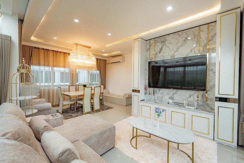 ให้เช่าบ้านเดี่ยว 2 ชั้น เนื้อที่ 52 ตารางวา  โครงการ Grandio Ramintra-Wongwaen บ้านสวย ราคาดี บิ๊วท์อินเต็ม รูปที่ 1