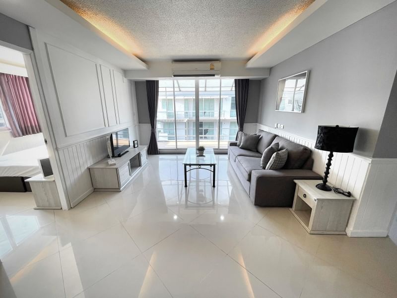 The Waterford Sukhumvit 50 Pet Friendly nice peaceful 7th floor BTS On Nut รูปที่ 1