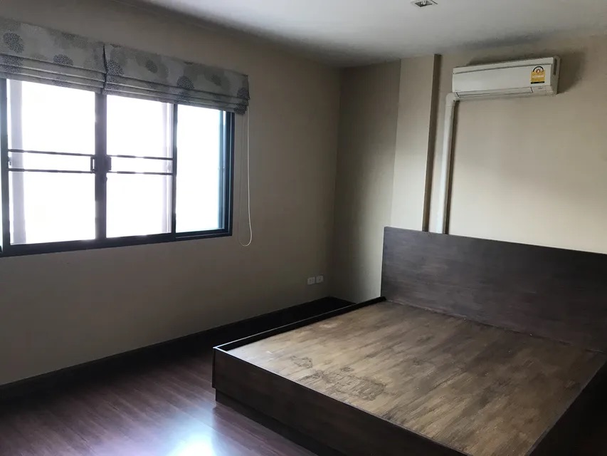 ขายบ้านโซนปทุมธานี แยกบางพูน ทาวน์โฮม Liveving resident รังสิต-ราชพฤกษ์ รูปที่ 4