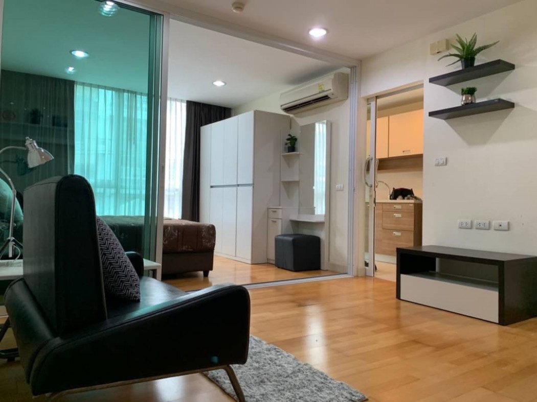 ให้เช่า คอนโด ห้องกว้าง เดอะ ฟายน์ แอท ริเวอร์ คอนโดมิเนียม 35 ตรม. ครัวแยก มีประตูกั้น รูปที่ 2