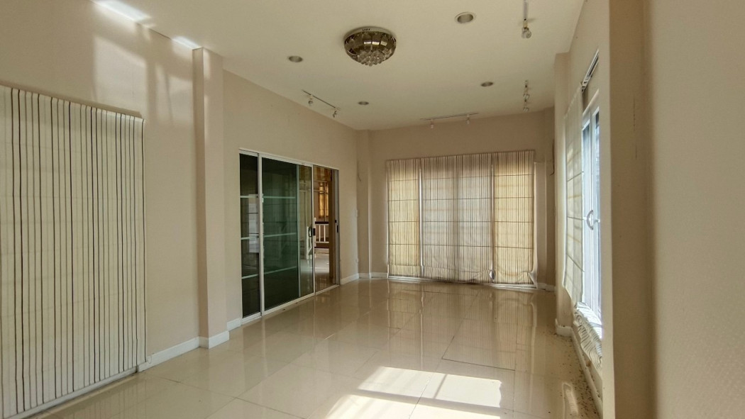 ขาย บ้านเดี่ยว มัณฑนา วัชรพล-รามอินทรา 2 230 ตรม. 76 ตร.วา รูปที่ 4