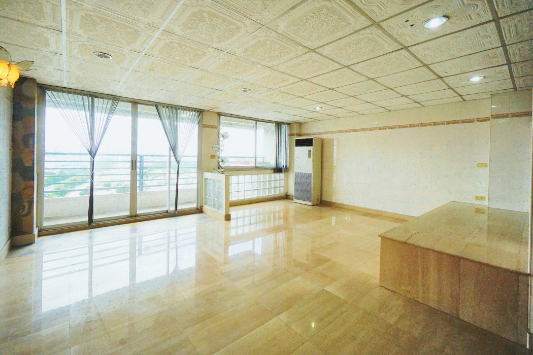 ขาย คอนโด อาคารเทอดดำริ 63 ตรม. 1 ห้องนอน ชั้นสูง วิวเมืองและสวนสวยงามมาก ราคาพิเศษ รูปที่ 4