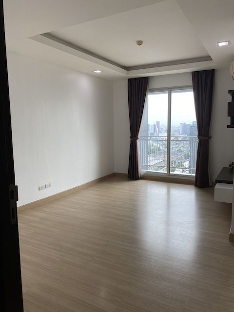 Thru ThongLor nice clean private 31st floor BTS Thonglor รูปที่ 1