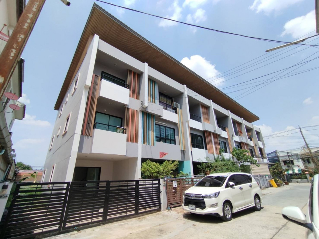 ขาย ทาวน์โฮม เดอะ ซิมโฟนี่ ทาวน์โฮม 207 ตรม. 32.9 ตร.วา หลังริม รูปที่ 2